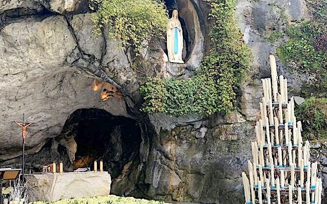 Un million d’abonnés Facebook pour le sanctuaire de Lourdes